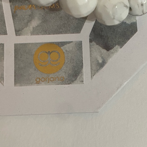 GORJANA Power Gemstone Tag Bracelet ~Howlite/Gold~ Calming New With Tag - Picture 3 of 9